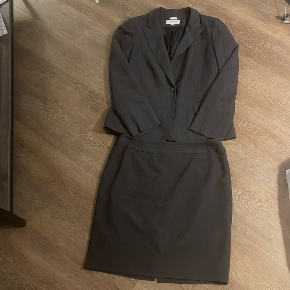 EUC Calvin Klein Skirt Suit